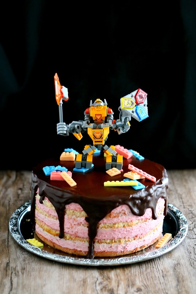 Lego nexo knight, Axl -kakku