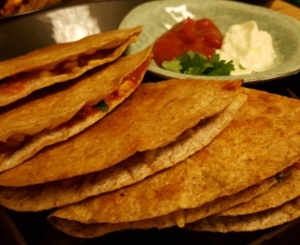 Quesadillat kanalla – chicken quesadillas