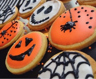 HAPPY HALLOWEEN: Spooky Cookies!