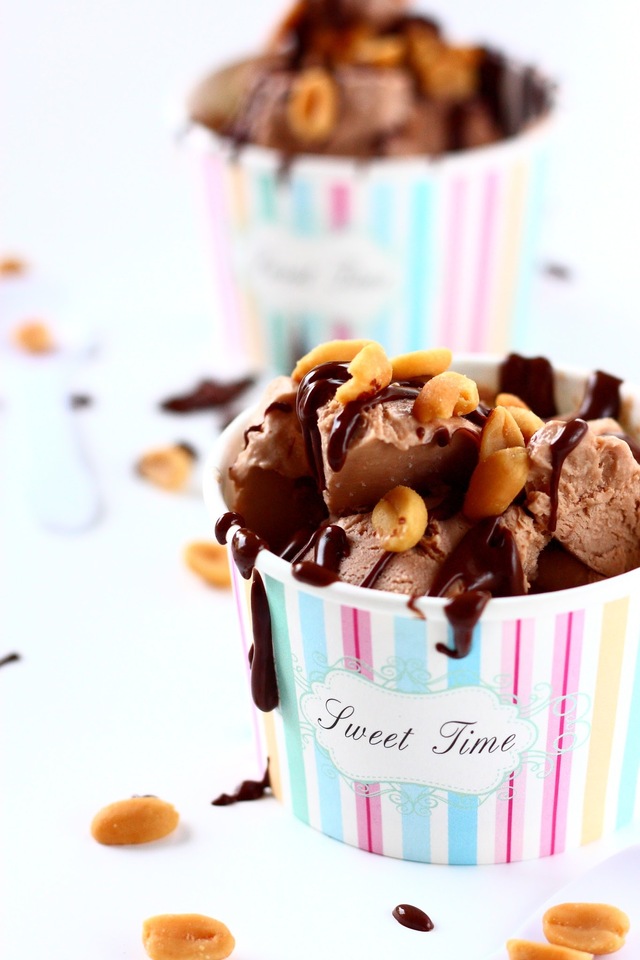 Pähkinä-suklaa-jäätelö ilman jäätelökonetta