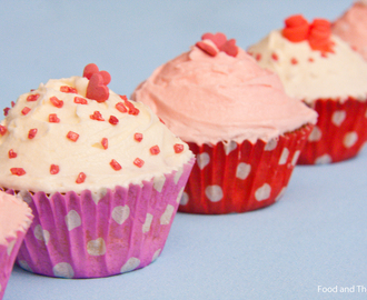 Ystävänpäivän kuppikakut / Valentine's Cupcakes