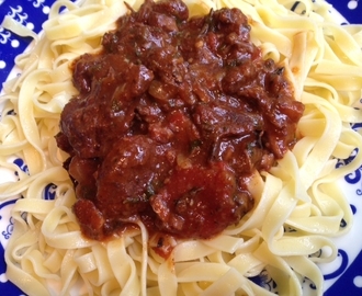 Hirvenliha ragu