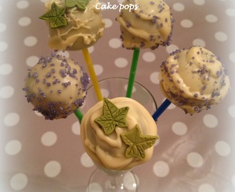 Cake pops - kakkutikkarit