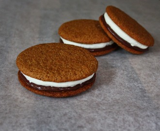 S'mores Whoopie Pies