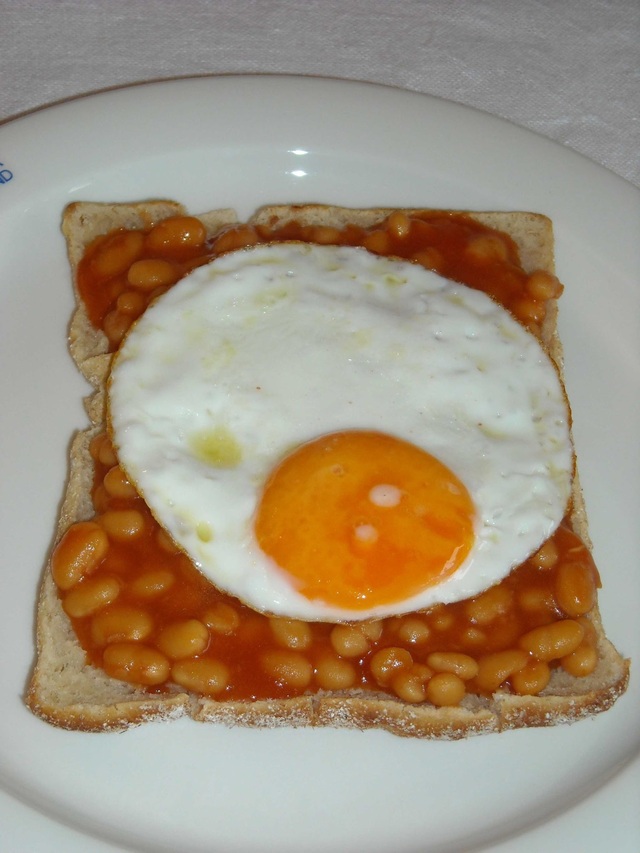 Ruokaohje: 2x Eggs and Beans