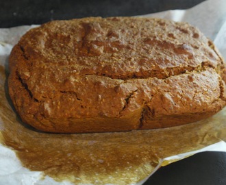 Joulukalenteri - luukku 5 - gluteeniton mausteinen joululeipä