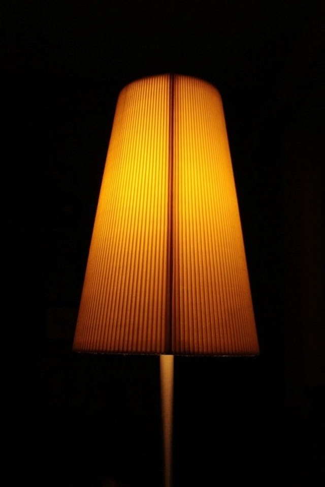 lamppuja yössä