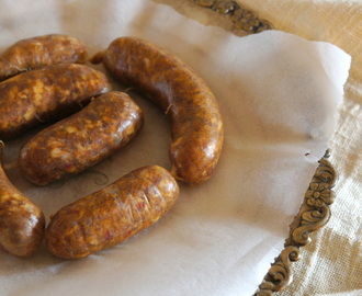 Merquez-makkaraa pastan kera / Merquez sausages with pasta