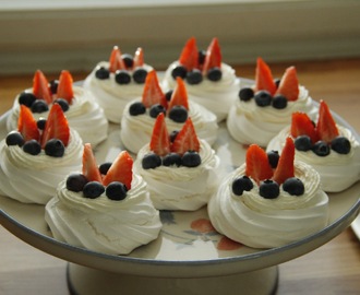 Mini-pavlova leivokset