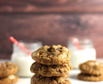 Oatmeal chocolate chip cookies with peanut butter