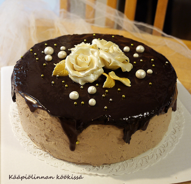 Hyvää syntymättömyyspäivää sulle J ♥ Kakkuja viikonlopun juhlilta!