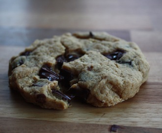 Peanut Butter Banana Chocolate Chip Cookies