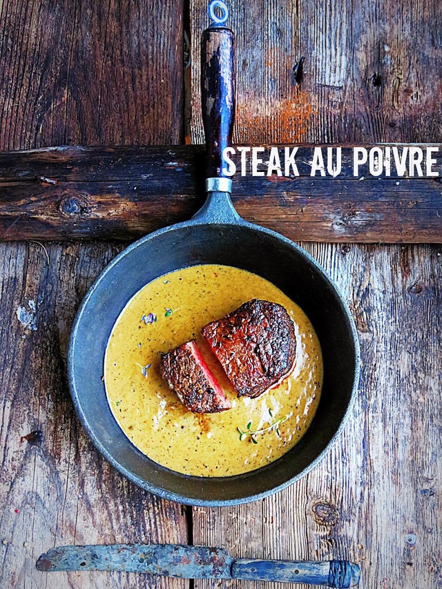 Hyvää uutta vuotta ja mahtavaa pihviä Steak Au Poivre!