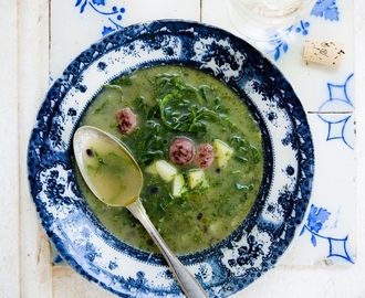 Caldo verde - portugalilainen kaalikeitto