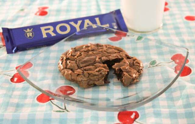 Leivontahaaste nro 7: Suklaacookiet Royal suklaalla