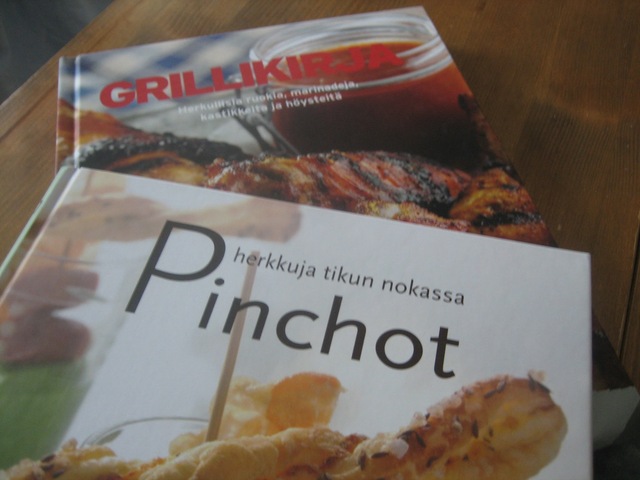 Kirja-alen löytöjä: Pinchoja ja grilliruokaa