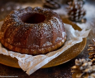 Mehevä piimäkakku rusinoilla, taateleilla ja viikunoilla (vegaani, kosher) - Kissabloggarin perintöresepti