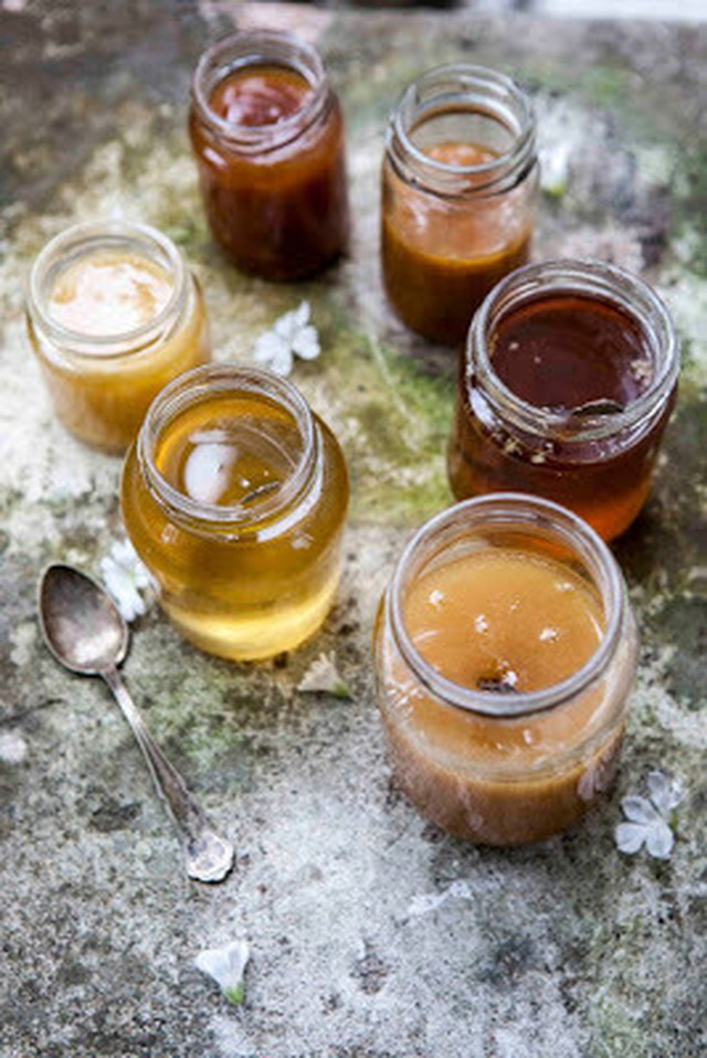 Lohduksi, leivontaan, teehen – hunaja tarkoituksen mukaan