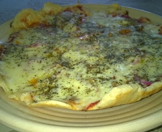 Nopea "paistinpannu"pizza