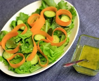 Yksinkertainen salaatinkastike