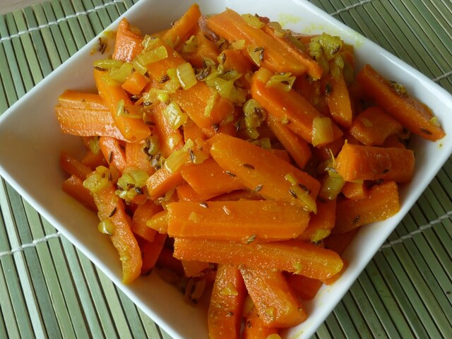 Inkivääriporkkanoita / Zanahorias con jengibre