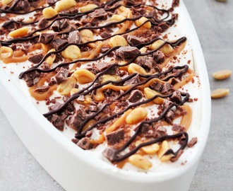 Snickers trifle