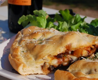 GOURMET CALZONE