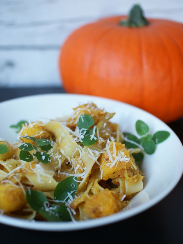Pumpkin spice -pasta