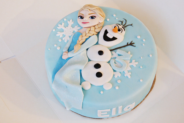 Ellan Frozen-kakku.
