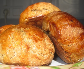 Carrot & Oat Buns / Porkkana-Kaura Sämpylät