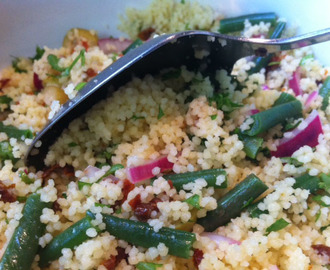 Couscous salaatti