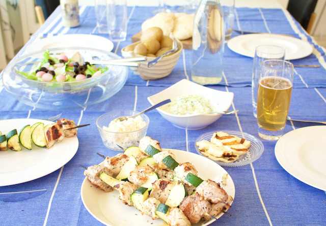Kreikkalainen grilli-illallinen