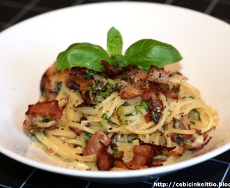 Pasta carbonara broileripekonista