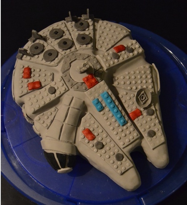 LEGO Star Wars Millenium Falcon -kakku