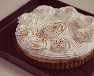 Lemon Meringue Pie with Love from Paris