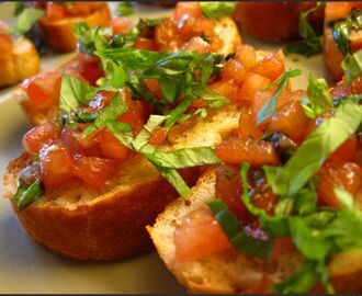 Nopeaa tarjottavaa italialaisittain - bruschetta