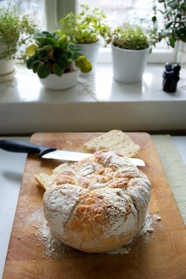 Vaivaamaton leipä eli ilmiömäinen leipä