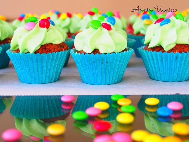 Smarties Cupcakes