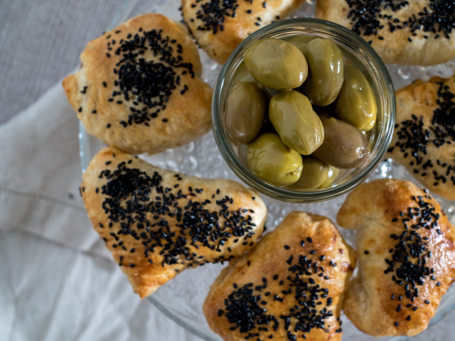 Fermentoituja oliiveja ja muita erikoisuuksia