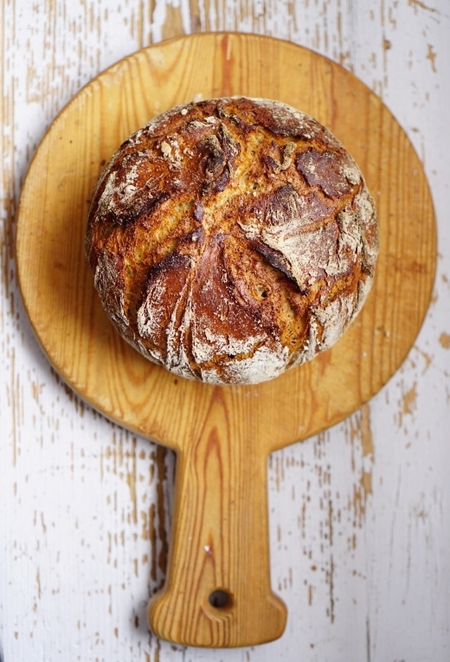 Maalaisviikonlopun hapatettu leipä * Countryside weekend's sourdough bread