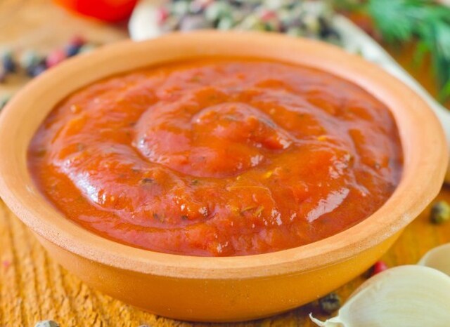 Salsa brava eli tulinen tomaattikastike