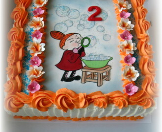 2-vuotiaan Reetan Pikku Myy kakku