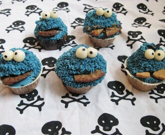 Cookie monster cupcakes