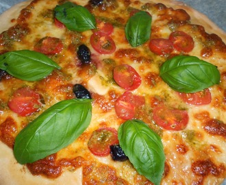 Pizza al pesto