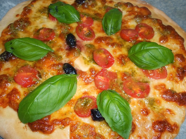 Pizza al pesto