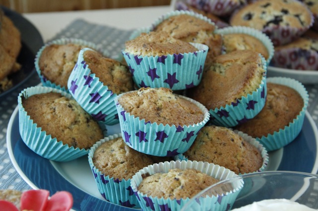 Gluteenittomat ja maidottomat muffinit (mustikka ja Marianne)