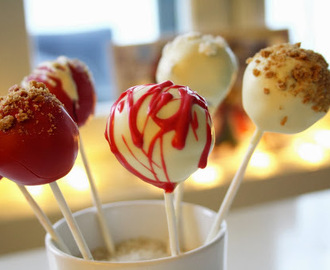 cakepops / suklaiset kakkutikkarit