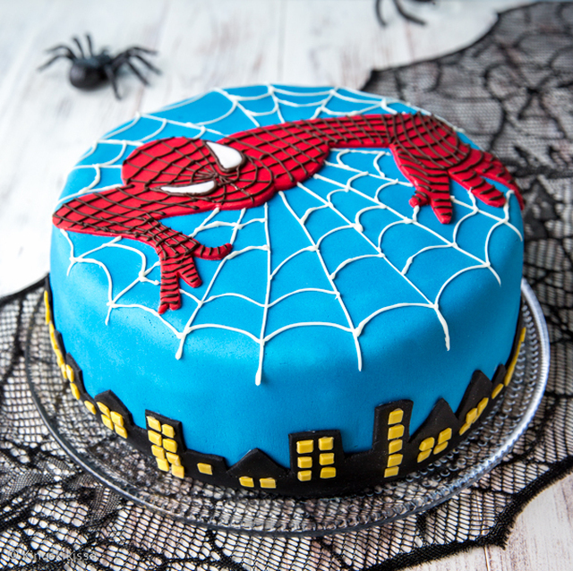 Spiderman-kakku