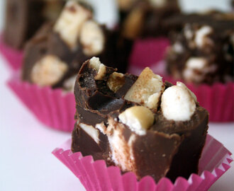 Suklaiset ROCKY ROAD herkut