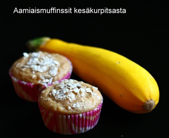 Aamiaismuffinssit kesäkurpitsasta